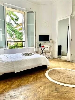  Appartement à louer 1 pièce 20 m²