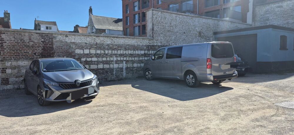 Location Parking/Garage place parking à louer extra centre Saint-Omer Saint-omer