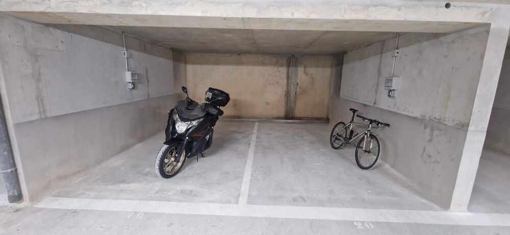 Location Parking/Garage nice riquier Nice