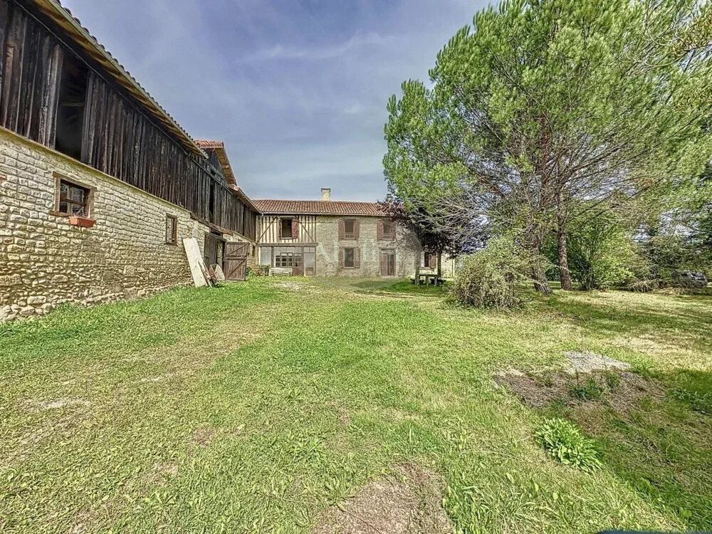Vente Maison Ferme, dépendances 4 Ha Castelnau-magnoac