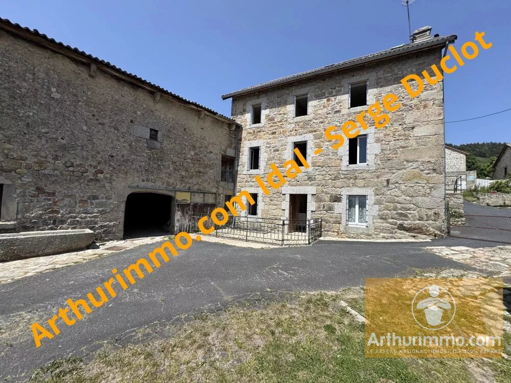 Vente Maison Authentique Corps de Ferme avec Vue Panoramique Saint-léger-du-malzieu