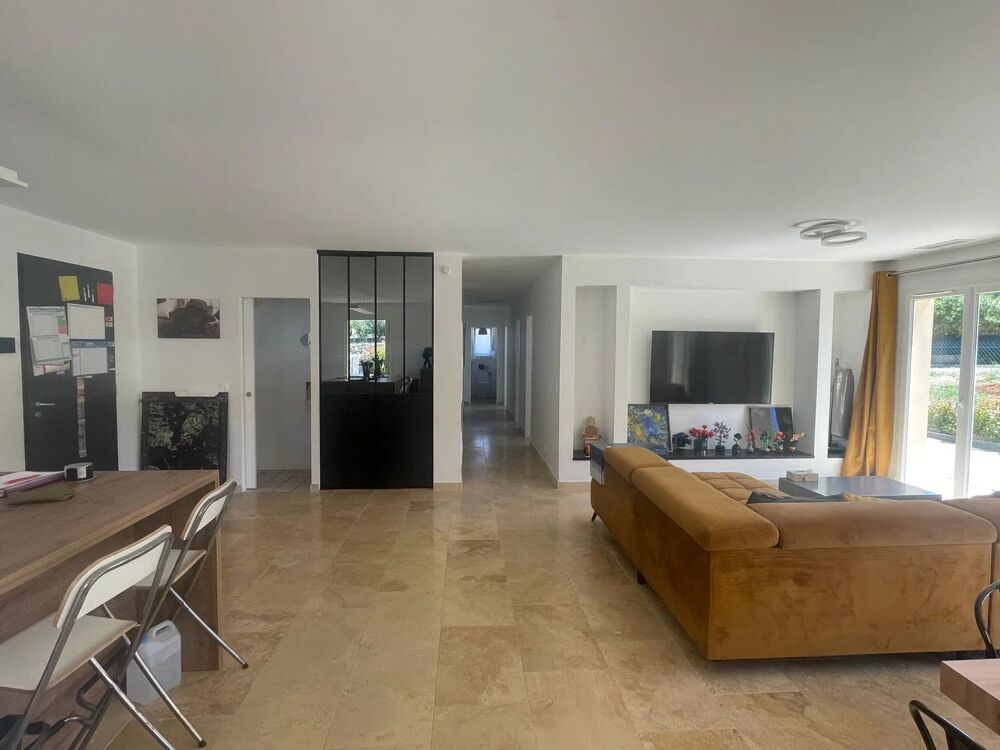 Vente Maison VILLA DE PLAIN-PIED – 138,09 m² AU TOTAL – ENVIRONNEMENT CALME Le thoronet