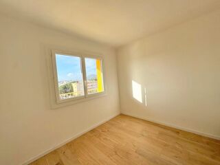  Appartement � vendre 4 pi�ces 64 m�