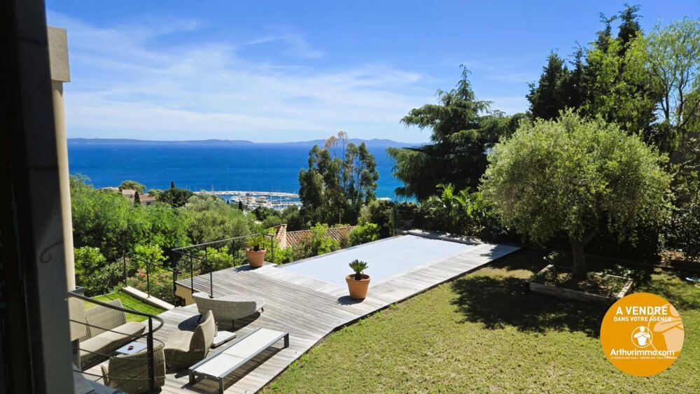 Villa contemporaine avec vue mer au Lavandou
