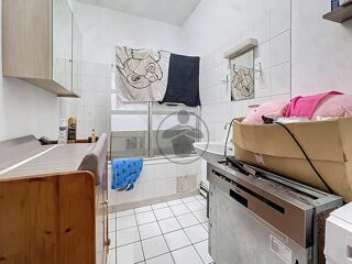  Immeuble � vendre 7 pi�ces 188 m�