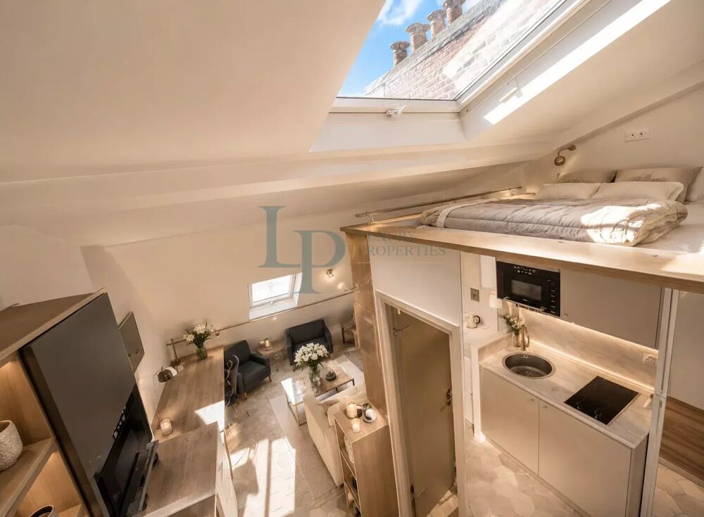 Vente Appartement Exclusivité - Paris VIII - Faubourg Saint-Honoré - Dernier étage Paris 8