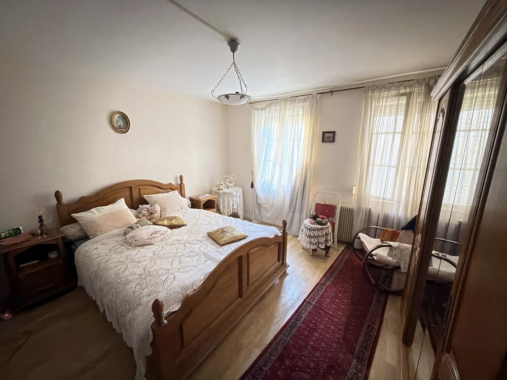 Robertsau, appartement 3/4 de 82 m2 avec cour de 32m2 vendu loué