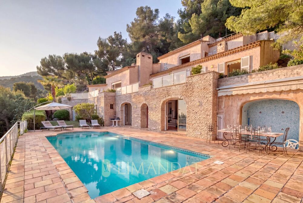 � vendre  Maison Roquebrune-Cap-Martin (06190)