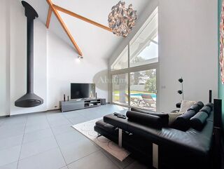  Villa à vendre 6 pièces 194 m²