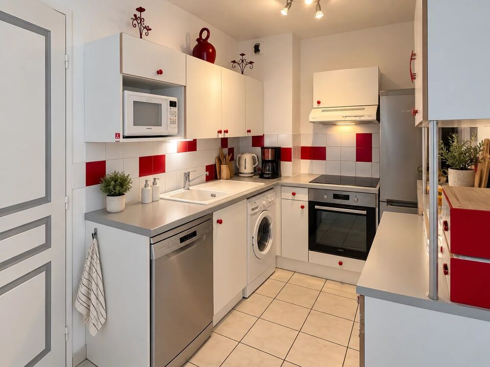 EXCLUSIVITÉ  APPARTEMENT 3 PIÈCES AVEC GARAGE