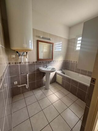  Appartement à louer 1 pièce 36 m²