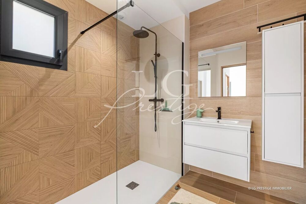 � vendre  Villa Tourrettes (83440)