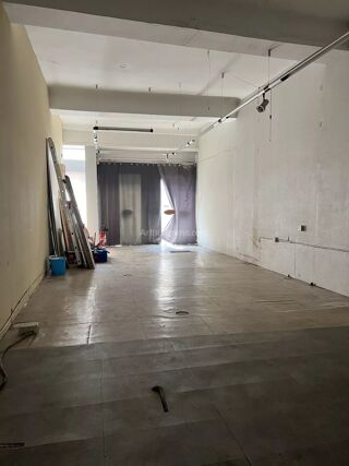  Immeuble à vendre 6 pièces 106 m²