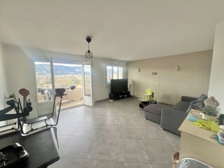  Appartement � louer 3 pi�ces 75 m�