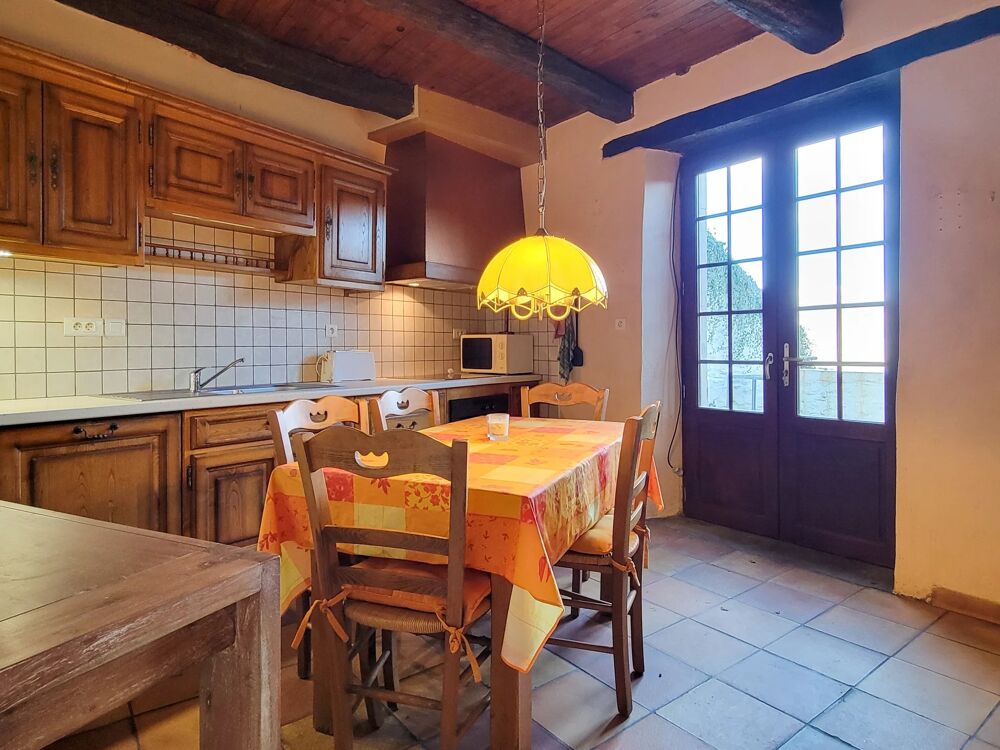 Vente Maison Charmante Proprit en Pierre avec Maison d'Amis au Cur de Naja Najac