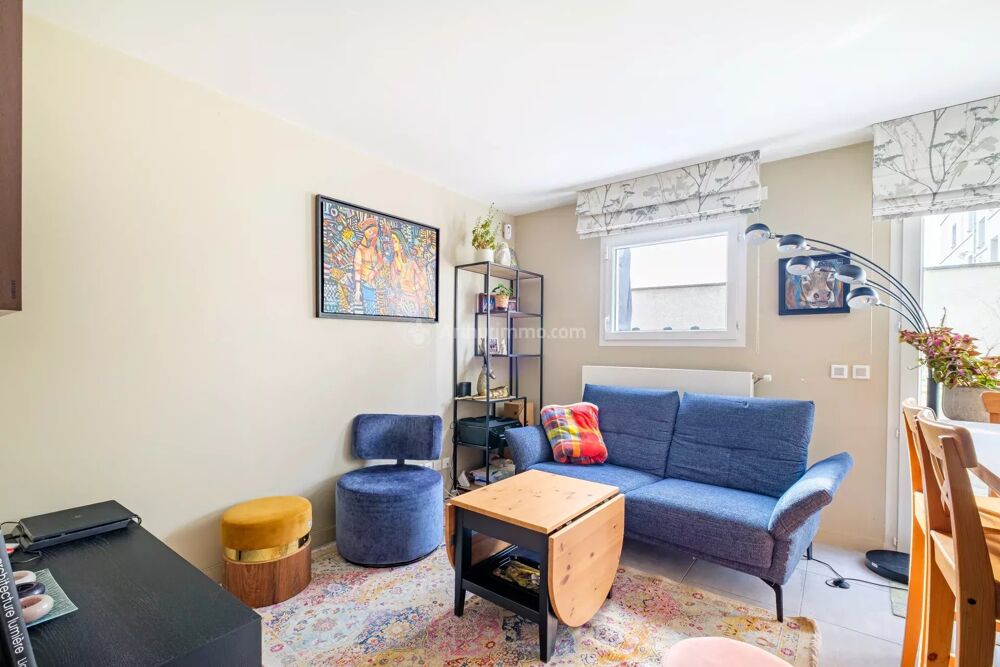 À vendre  Superbe duplex T5 de 104 m² avec terrasse et jardin 