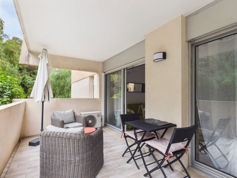 Location Appartement APPARTEMENT MEUBLÉ AVEC TERRASSE – NICE SAINTE-MARGUERITE – 26,6 Nice