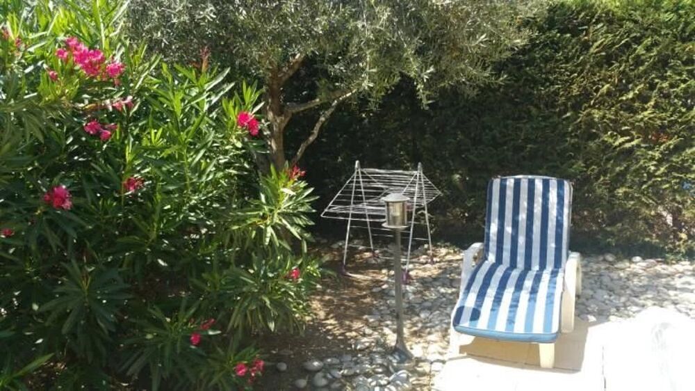Location Appartement VILLENEUVE LOUBET - F3 meublé avec jardin privatif. Villeneuve-loubet