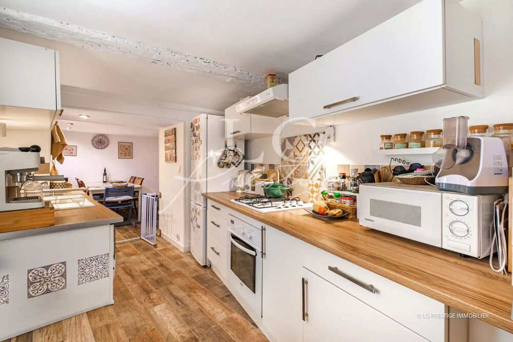 Vente Appartement Duplex de charme avec cheminée au cœur du village Seillans