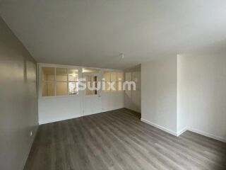  Appartement à louer 4 pièces 81 m²