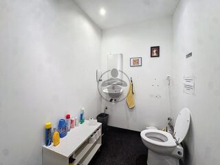  Immeuble à vendre 181 m²