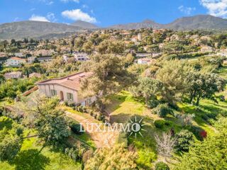  Maison � vendre 8 pi�ces 260 m�