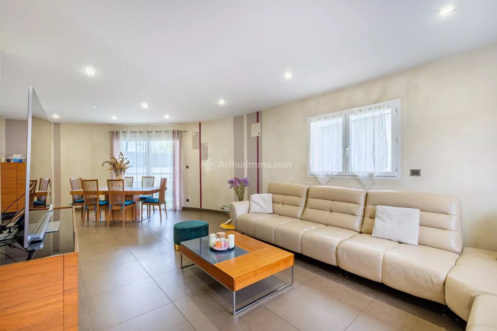 � vendre  Maison Villeurbanne (69100)