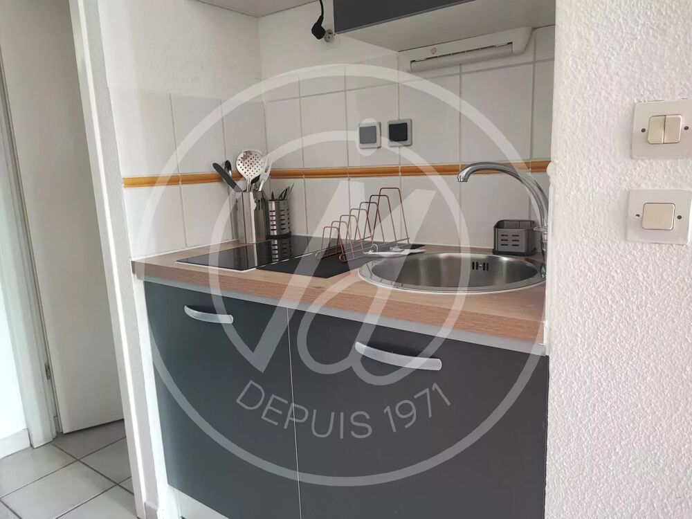 Location Appartement A LOUER STUDIO MEUBLE LES ABYMES *680 euros/mois Les abymes