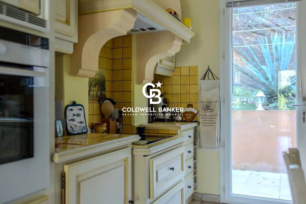 � vendre  Maison Rayol-Canadel-sur-Mer (83820)