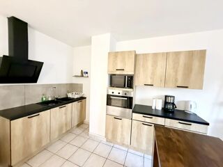  Appartement � louer 4 pi�ces 77 m�