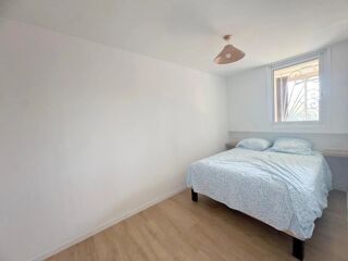  Appartement à louer 2 pièces 27 m²