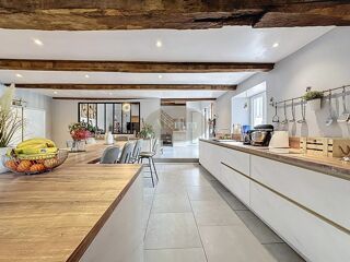  Maison � vendre 9 pi�ces 268 m�