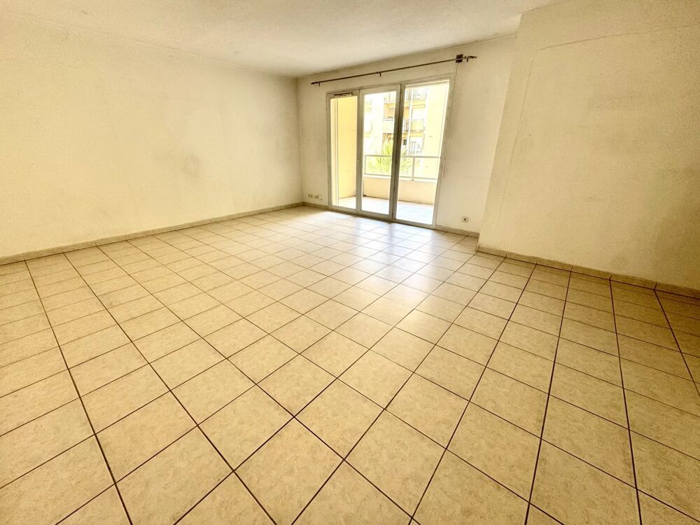 Vente Appartement Cannes Carnot grand 3 pièces avec terrasse et parking sous sol Cannes