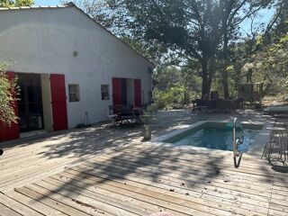  Maison � vendre 15 + pi�ces 352 m�