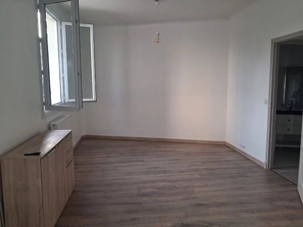 Maison de trois pièces de 70m² avec terrasse de 100m²