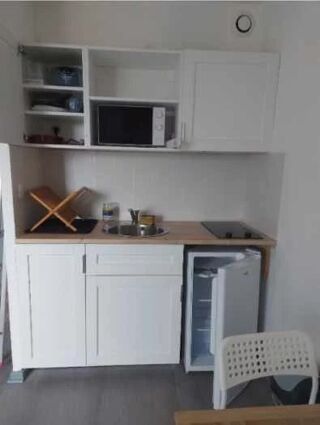 Appartement à louer 1 pièce 21 m²