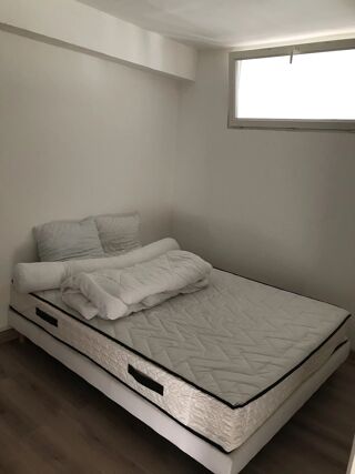  Appartement à louer 2 pièces 54 m²