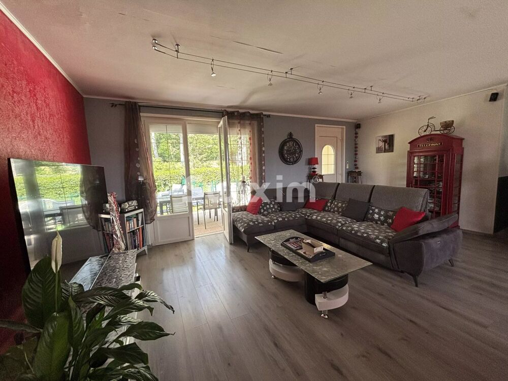 Vente Maison Une maison de plain-pied avec piscine, pour vivre pleinement cha Sauvigny-le-bois
