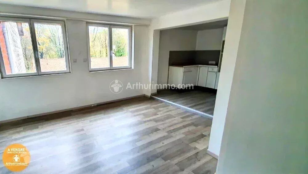 Au centre de Saint-Amans, maison de 5 chambres rénovée