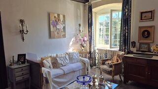  Maison à vendre 15 + pièces 438 m²