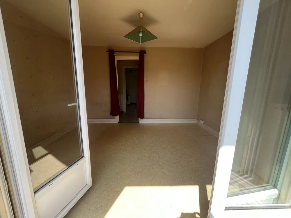 VALENCE - APPARTEMENT T3 AVEC BALCON ET CAVE