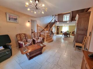  Maison  vendre 6 pices 184 m