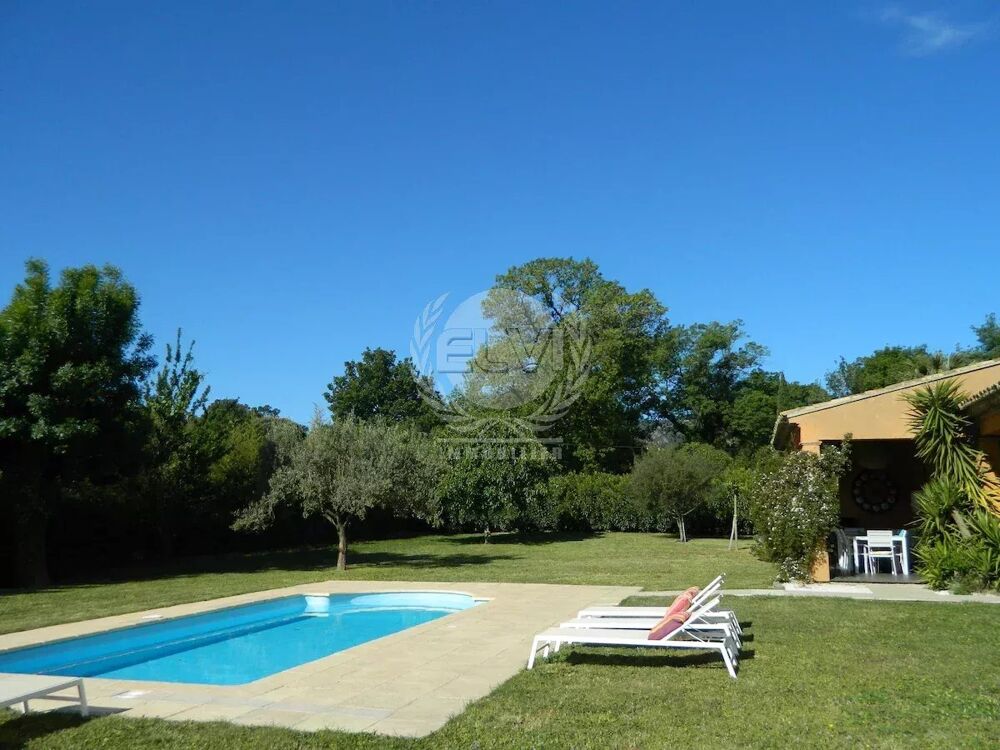   Villa Plan de la Tour Provence-Alpes-Côte d'Azur, Le Plan-de-la-Tour (83120)