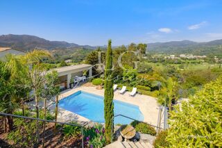  Villa à vendre 5 pièces 195 m²