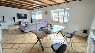  Appartement à louer 3 pièces 105 m²
