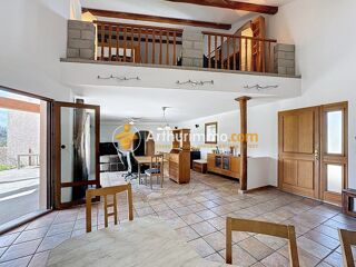  Maison � vendre 7 pi�ces 230 m�