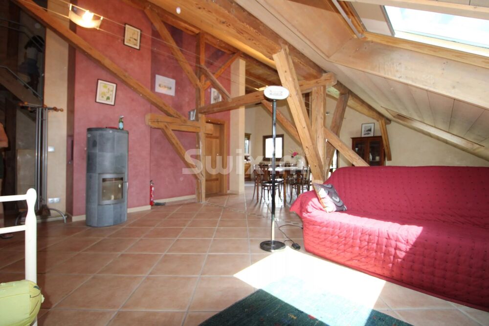 Appartement T5/6 de 147 m²  Ferme rénovée  Vue montagnes  Hab
