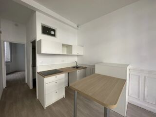  Appartement à louer 2 pièces 34 m²