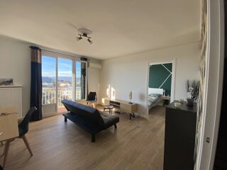  Appartement à louer 2 pièces 51 m²