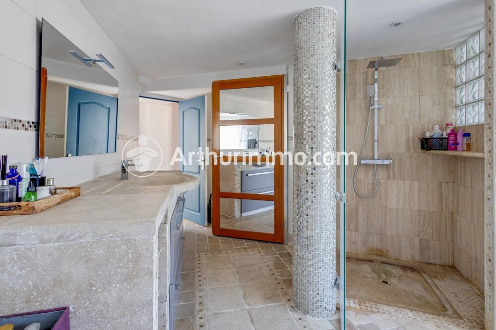 � vendre  Maison Le Cannet-des-Maures (83340)